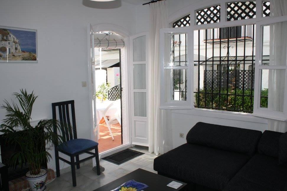 Casa Lesley Anne Lejlighed Nerja Eksteriør billede